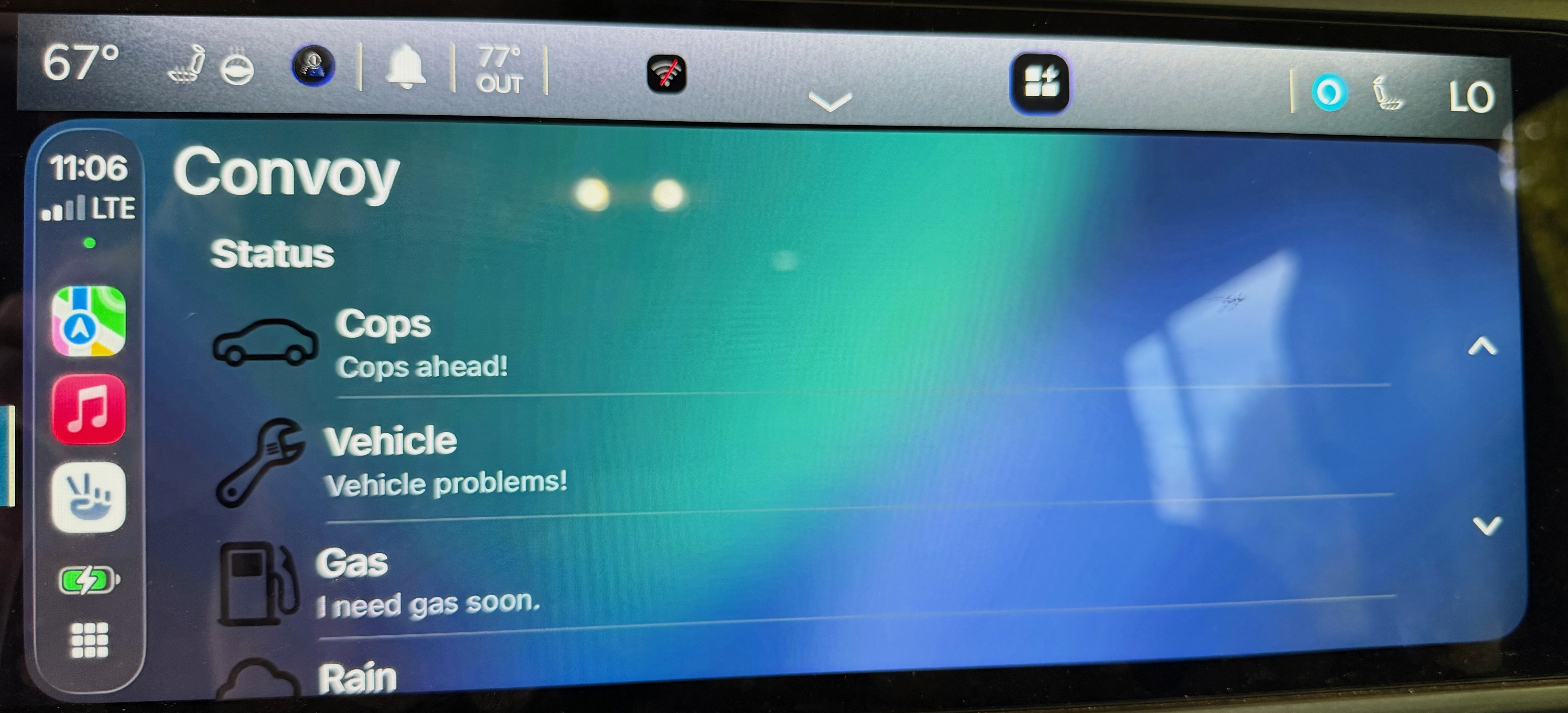 ConvoyIM status screen on Apple CarPlay